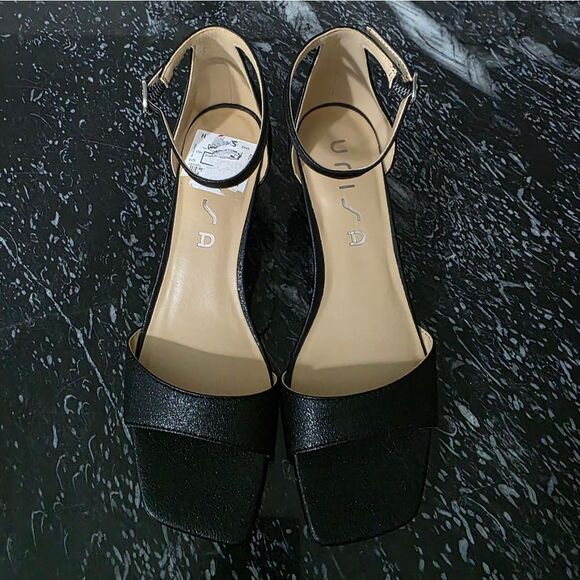 BRAND NEW UNISA  LOW-HEEL WEDGE SHIMMER QUARE- TOE SANDAL - Picture 1 of 13